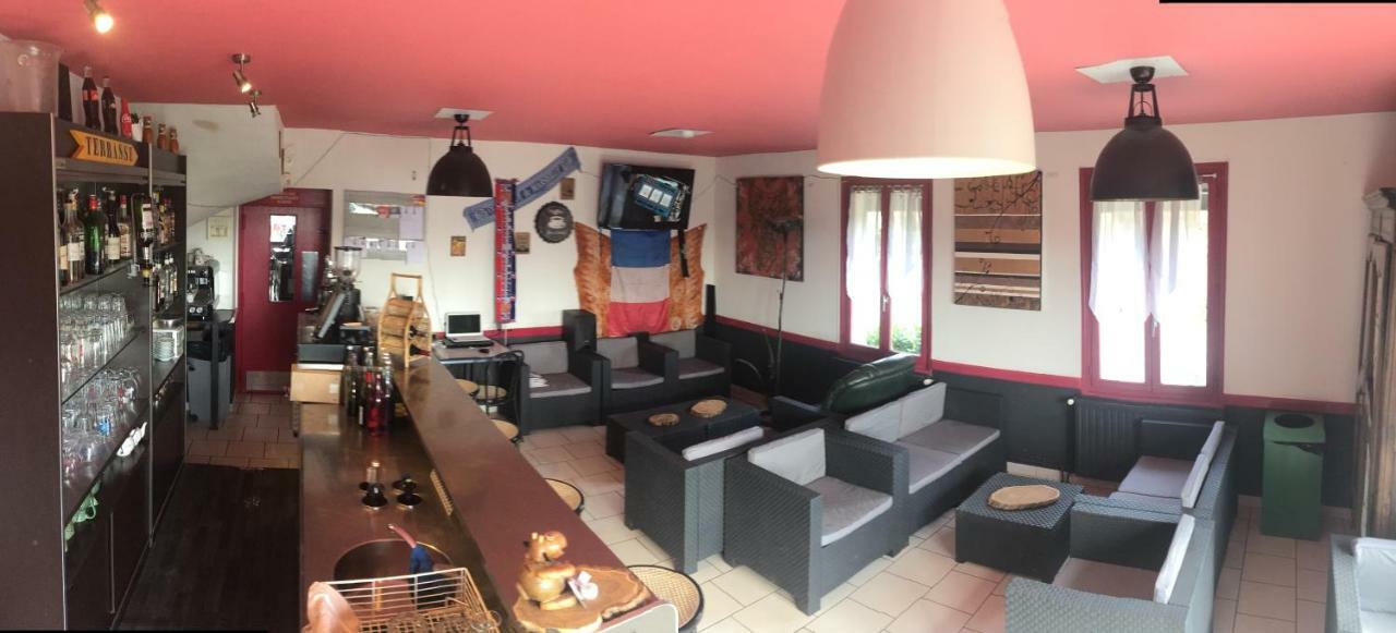 Hotel Restaurant La Place Malay-le-Grand Eksteriør billede